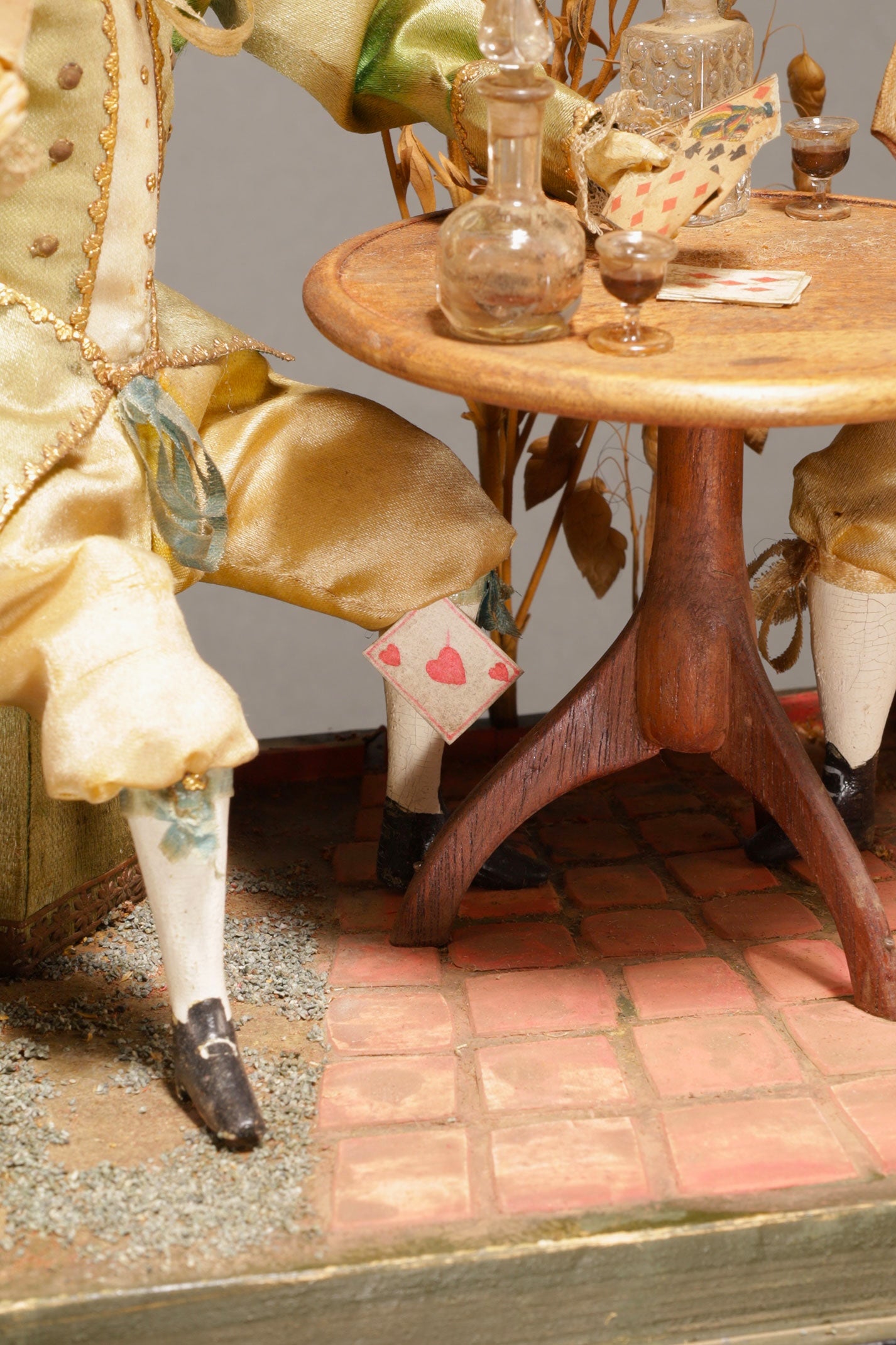 Automata (People playing a card game)