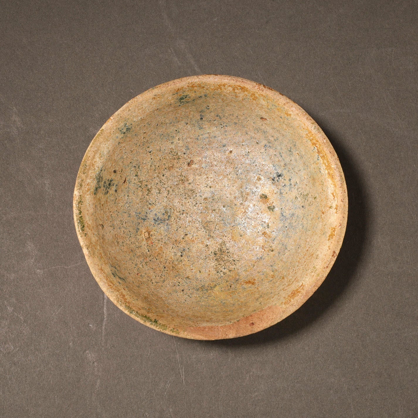 Green Glazed Bowl [J0172]