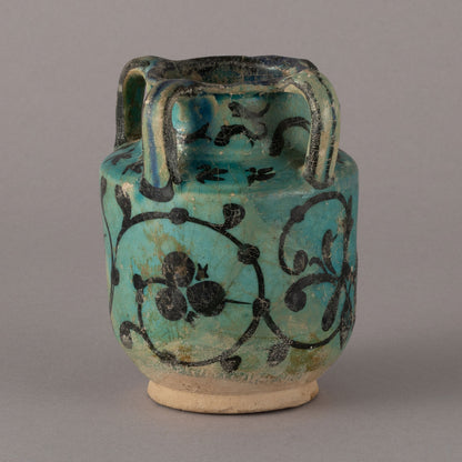 波斯“藍釉黑唐草紋四耳小壺”