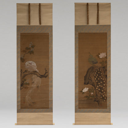 [K0434] Kano Eiun (?–1697) / Peacocks and Peonies; Phoenix and Paulownia, a Pair of Hanging Scrolls