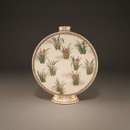 薩摩菊芝垣水仙圖扁壺