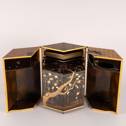 蒔絵嵐山文六角提重