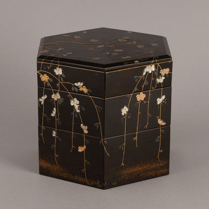 蒔絵嵐山文六角提重