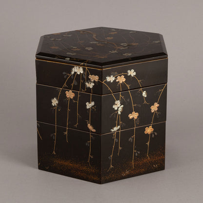 蒔絵嵐山文六角提重