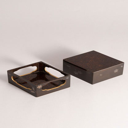 蒔絵嵐山文六角提重