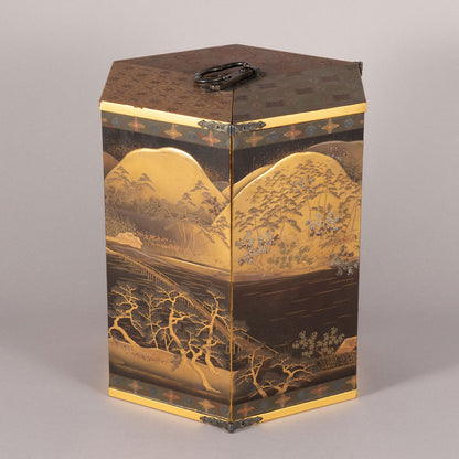 蒔絵嵐山文六角提重