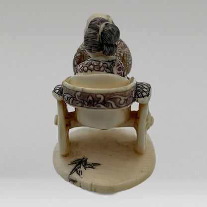 象牙根雕 人力車