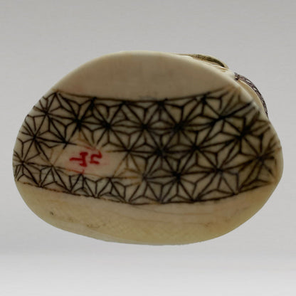 象牙根雕 人力車