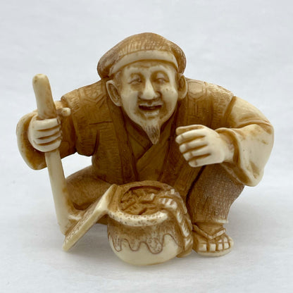 象牙根付　収穫