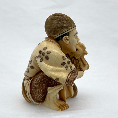 Ivory Netsuke Chicken Keeper