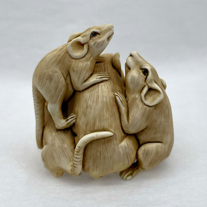 象牙根雕 群鼠