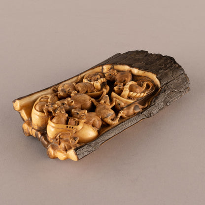 Ivory rat figurine