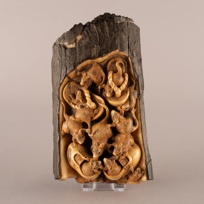 Ivory rat figurine