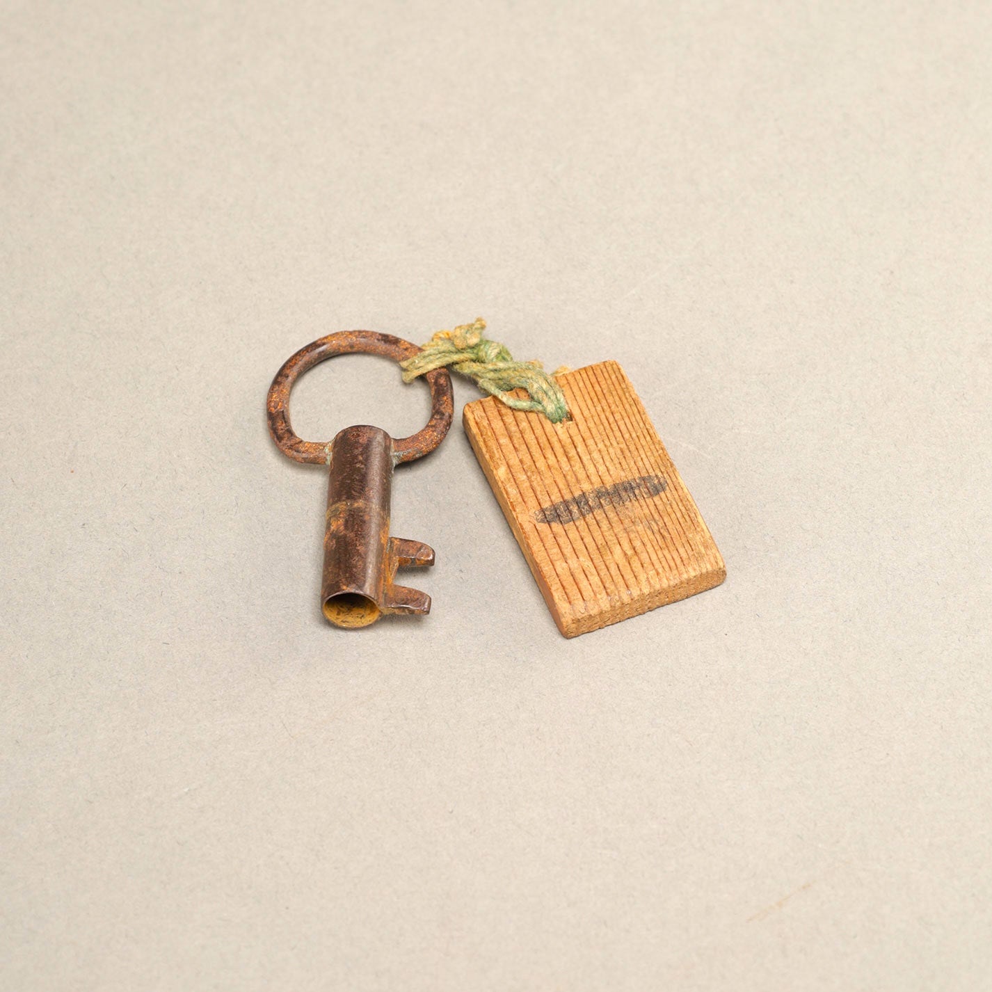 百蝶蒔繪五斗櫃