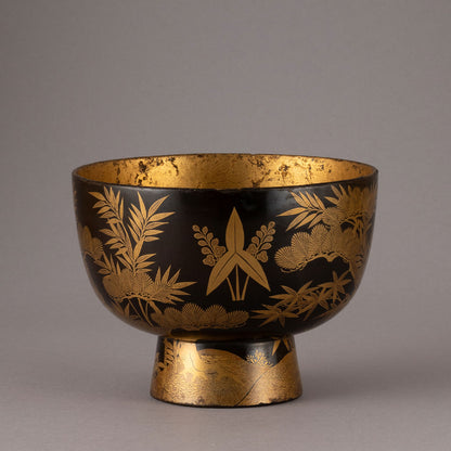 Makie Lacquer Footed Bowl with Crane and Tortoise Design