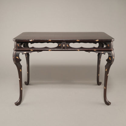 Japanese Makie Kasuga Stand with Scattered Flower Design