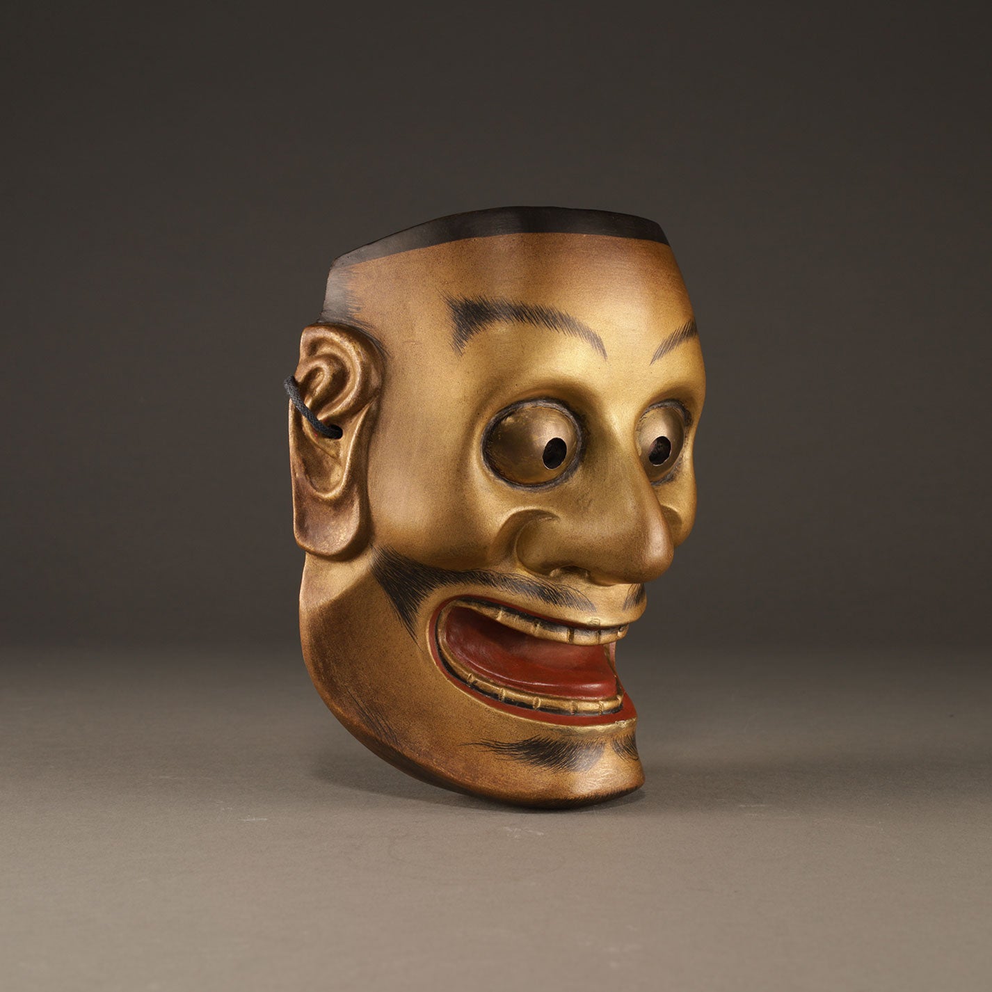 能面飛出 能面 飛出 – Uni-art Gallery