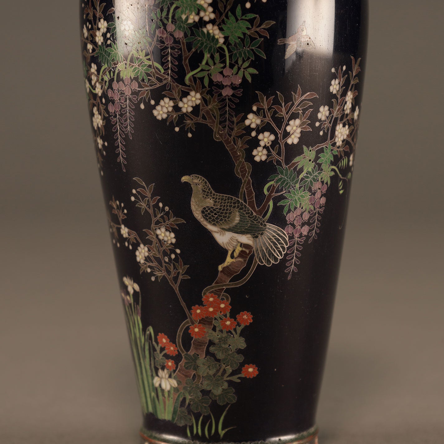 Cloisonne flower vase with bird and flower pattern