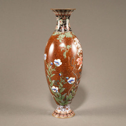 七宝草花文花瓶