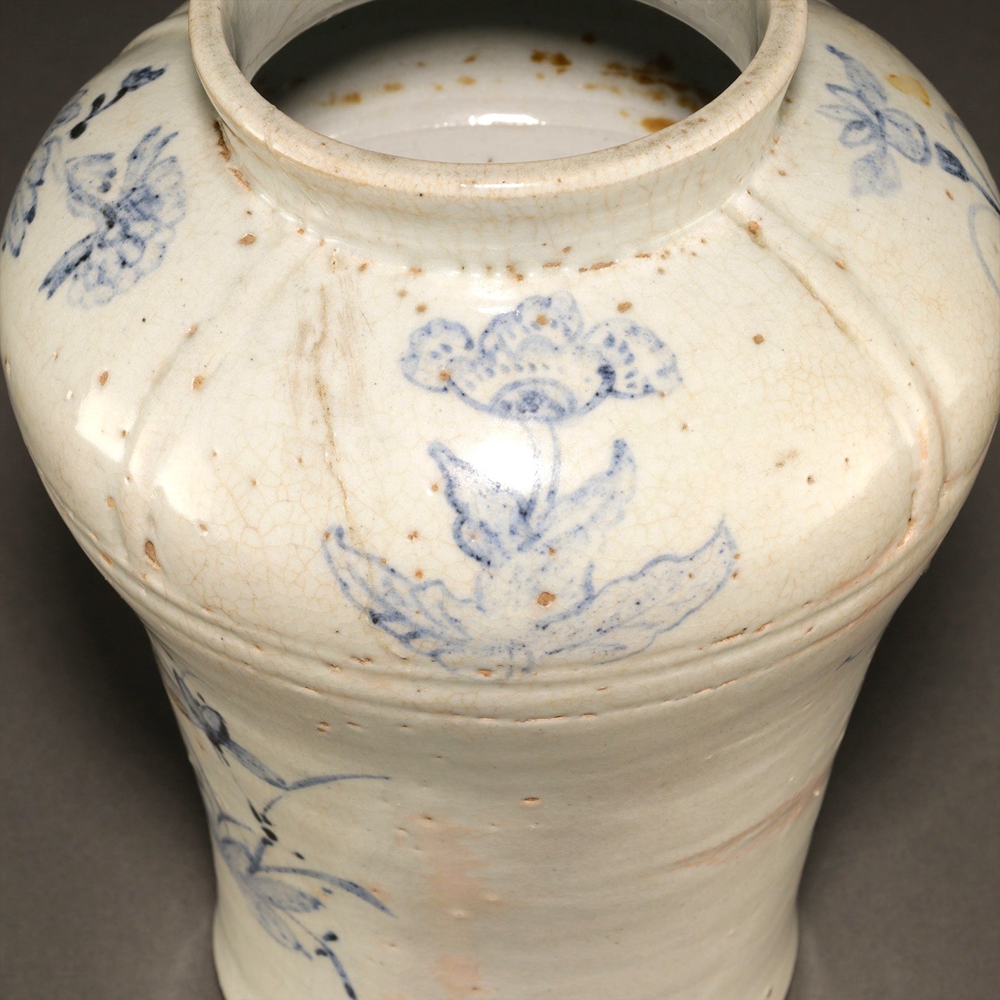 李朝青花辰砂草花文壷 [N0093]