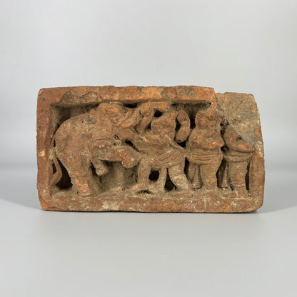 ガネーシャの砂岩レリーフ