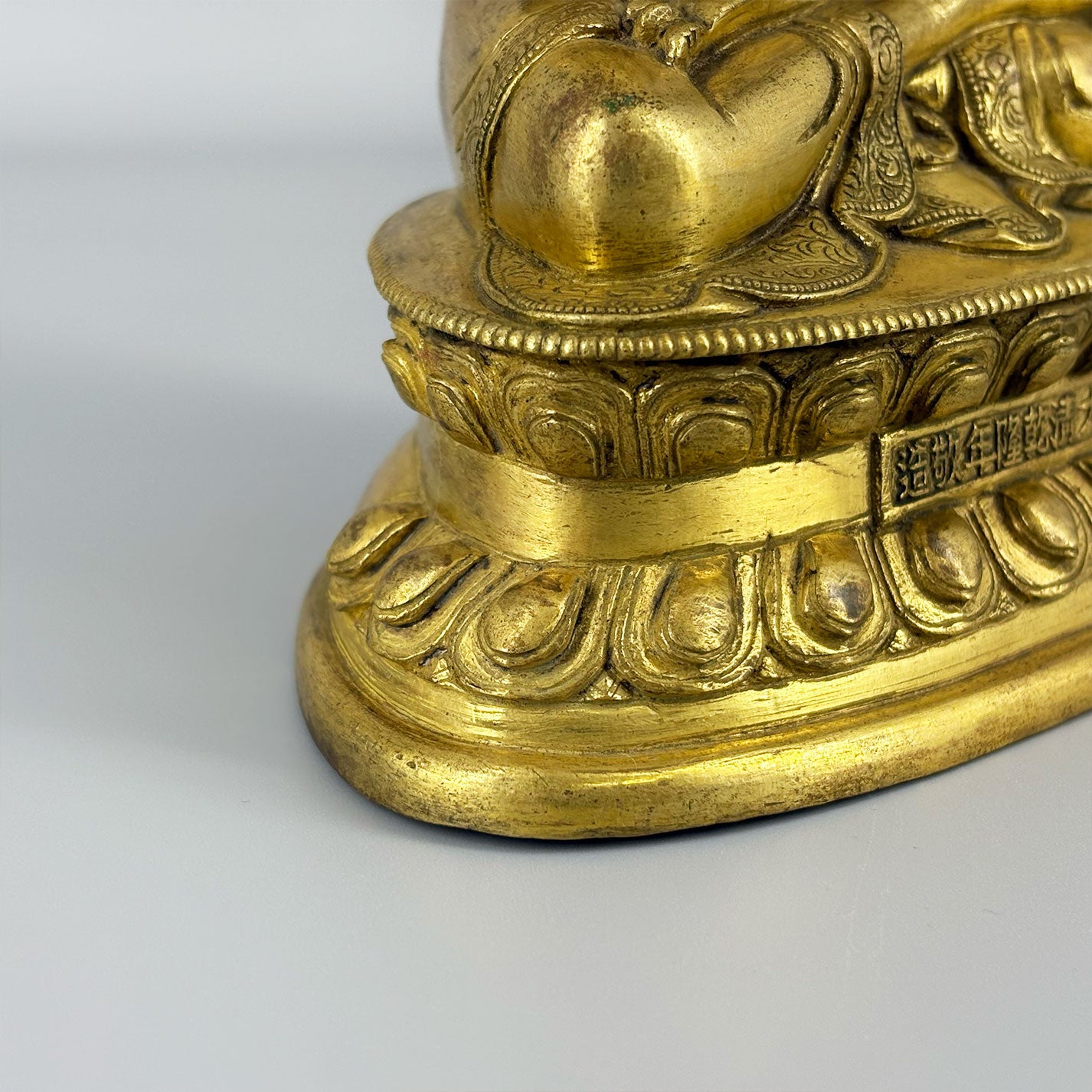 銅鍍金釋迦牟尼仏像