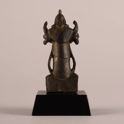 八臂弁財天銅像