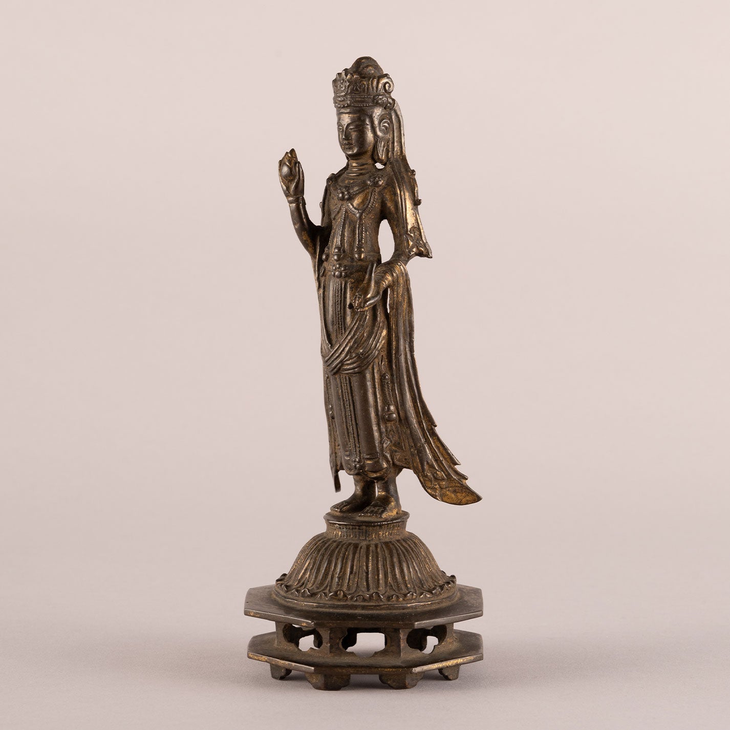 Bronze-plated Kannon standing statue [P0152]