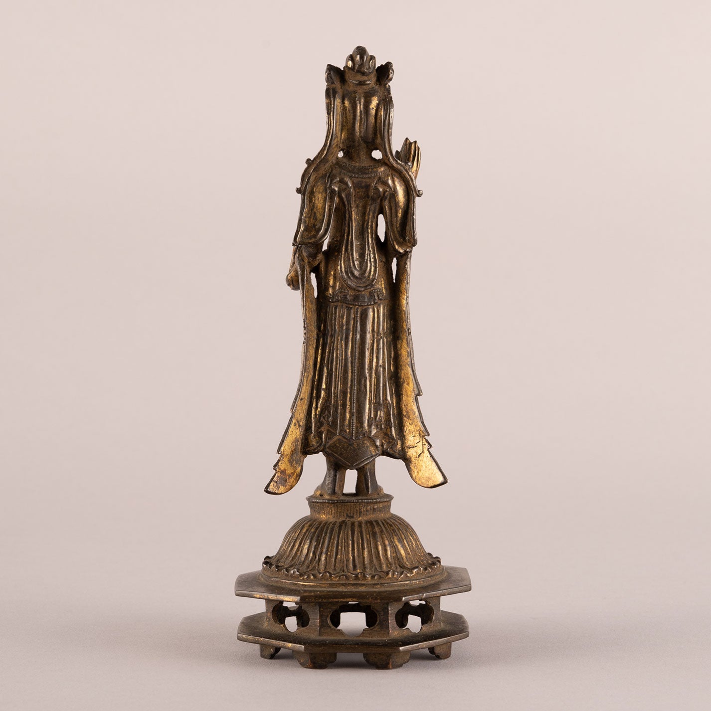 Copper-plated Kannon standing statue