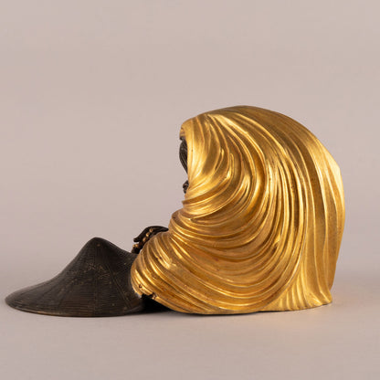 Bronze statue of Bodhidharma