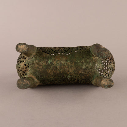 Bronze chisel incense burner in the shape of an empty beast