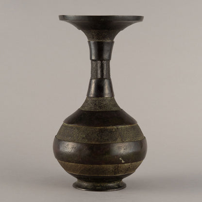 古銅貫耳瓶