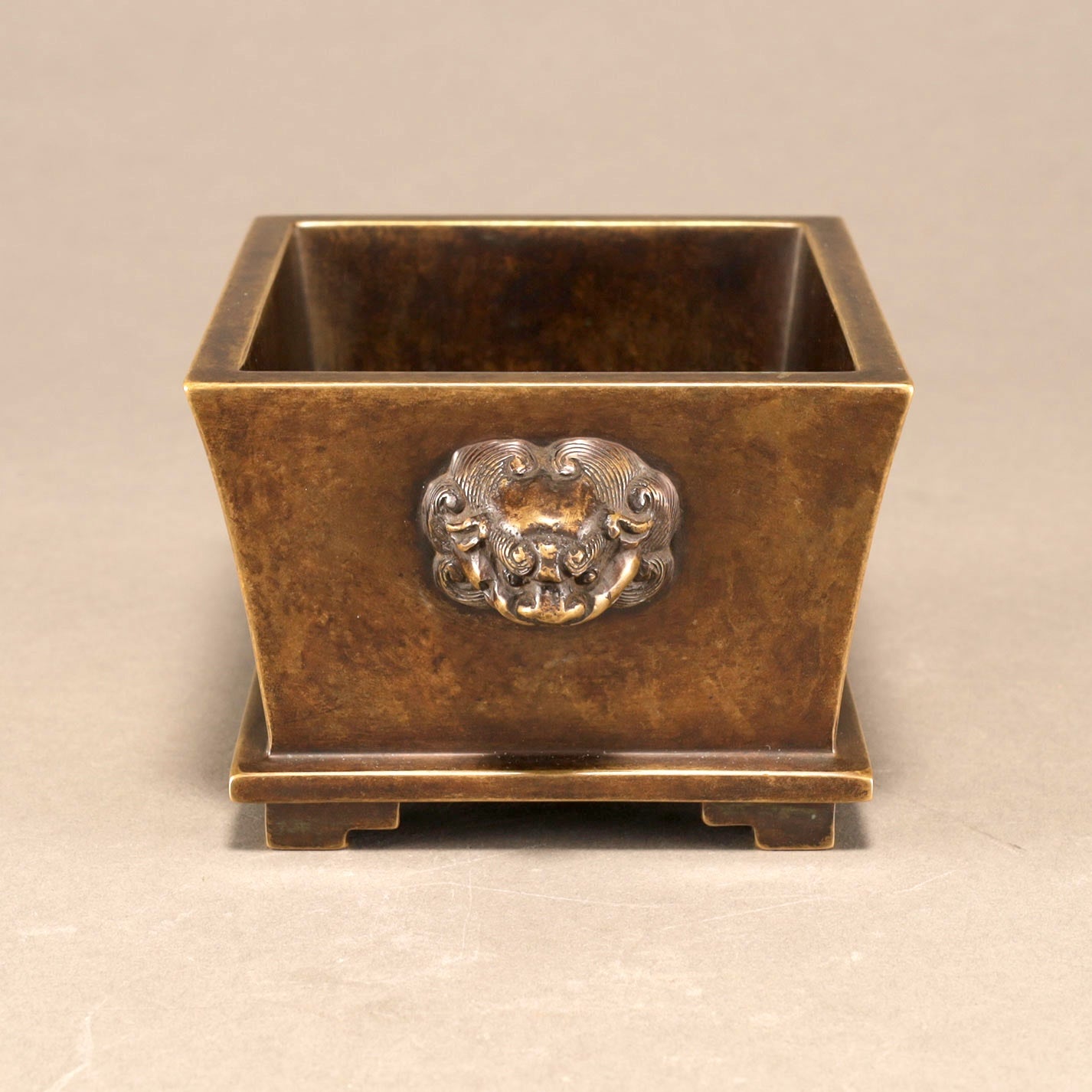 古銅雙獅耳四方香爐