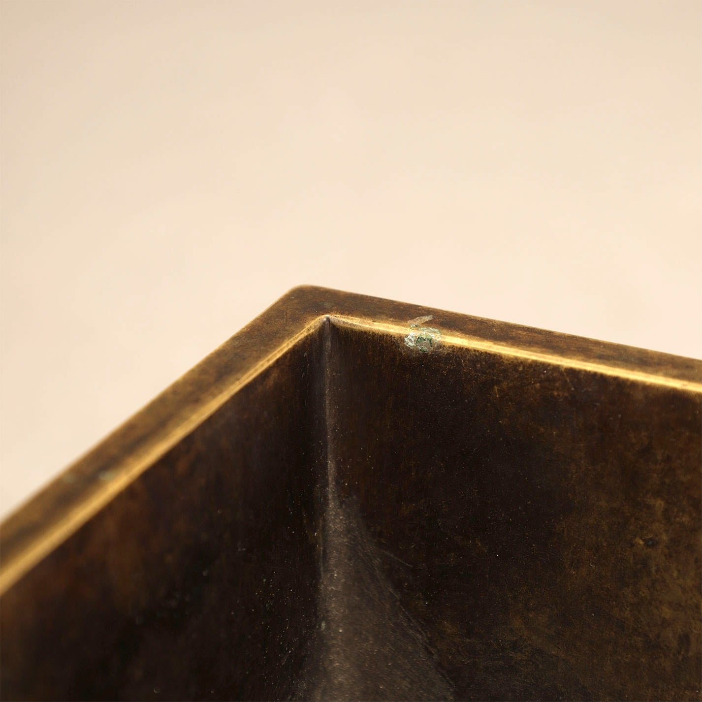 古銅雙獅耳四方香爐