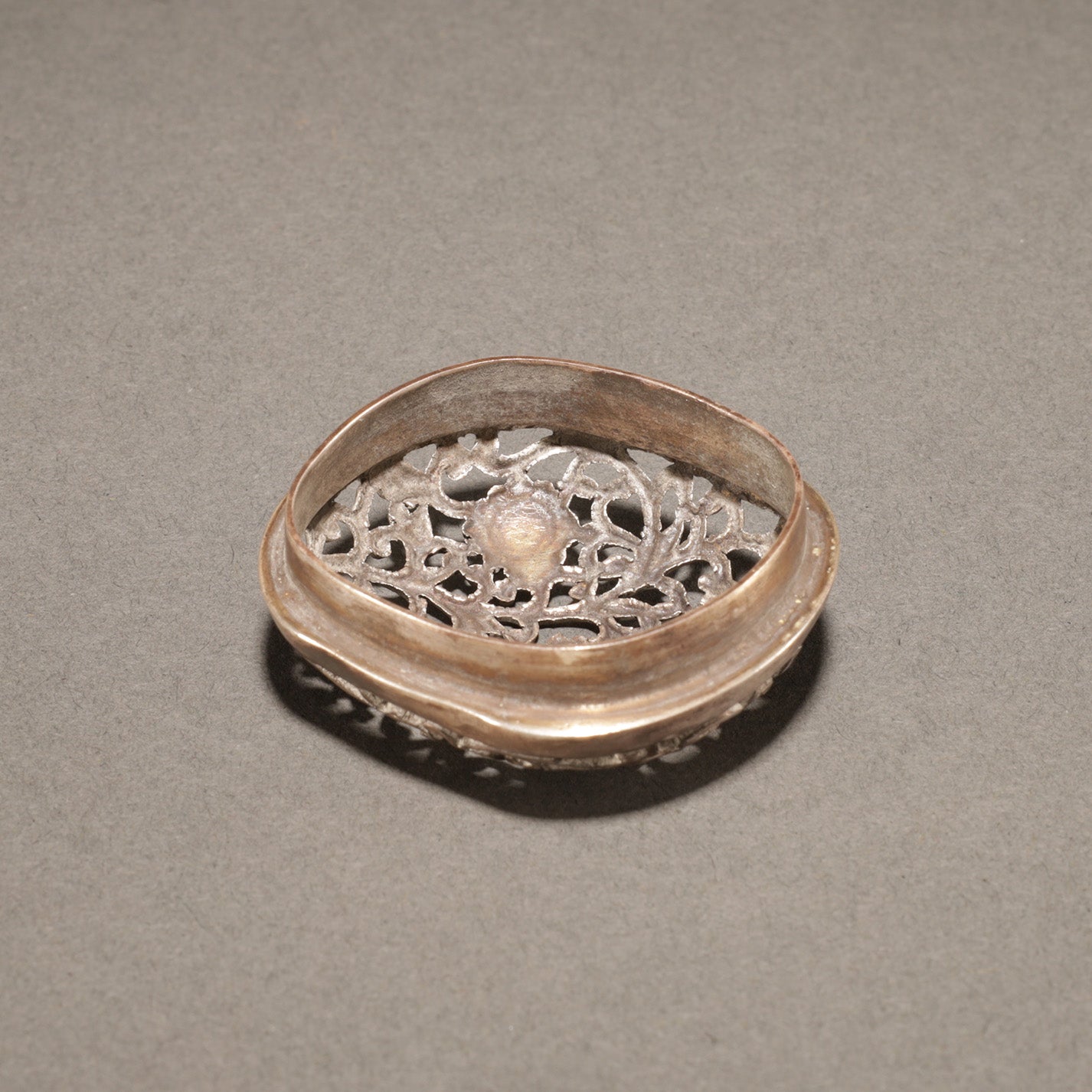 仿古銅釉灑金雙耳爐