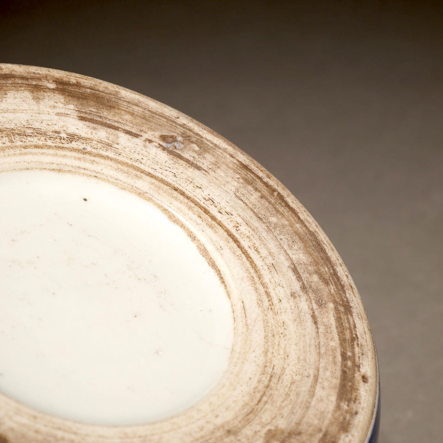 青花童子戲花圓硯