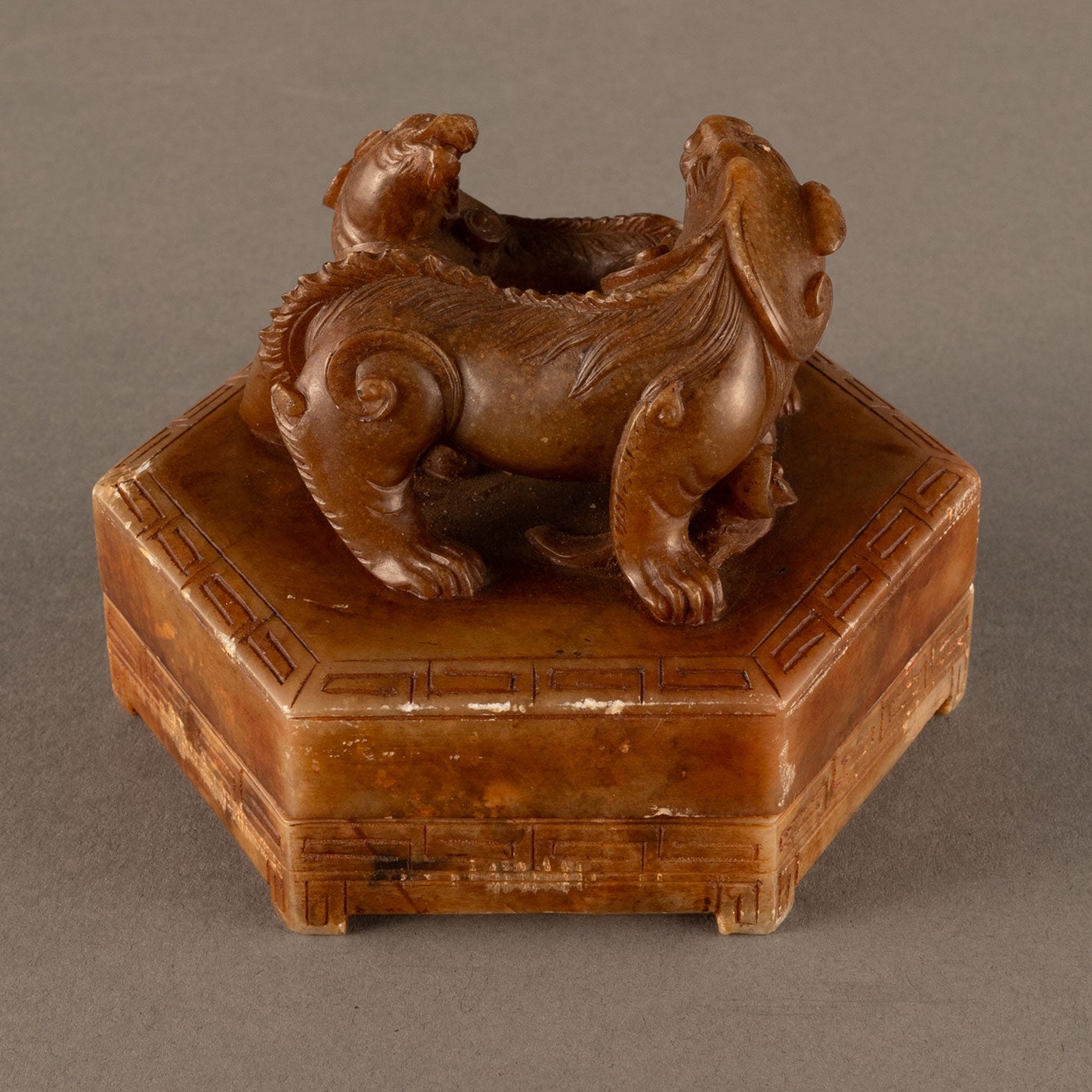 Shoushan Stone Lucky Beast Stamp Box