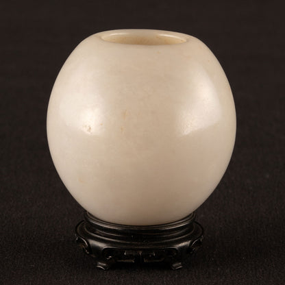 白玉小花瓶附台座