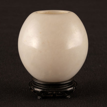白玉小花瓶附台座