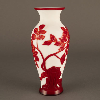 梅花紋料器花瓶