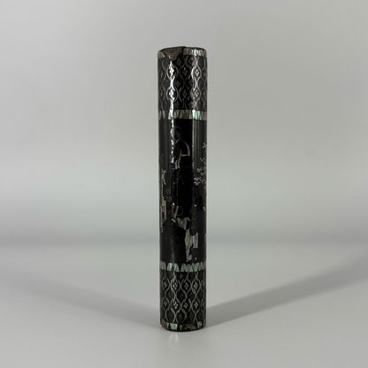 黒漆螺鈿人物紋筆