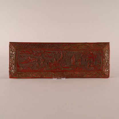 剔紅人物長方盤