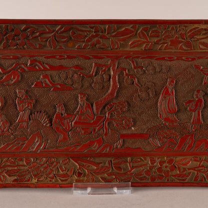 剔紅人物長方盤