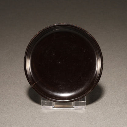 剔黒屈輪文香盒