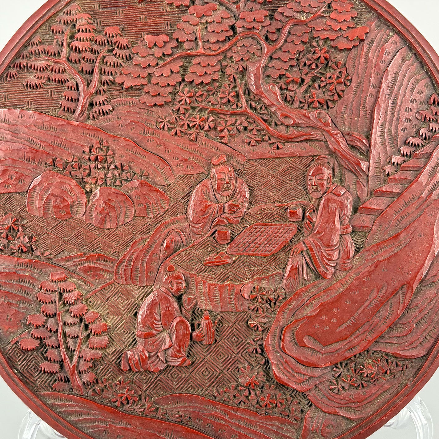 剔紅人物紋捧盒