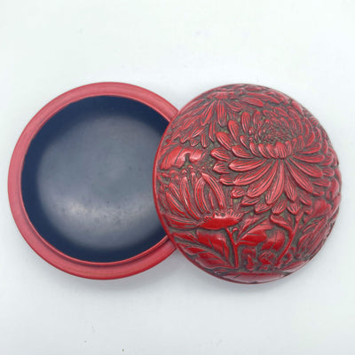 Carved red chrysanthemum crest incense box