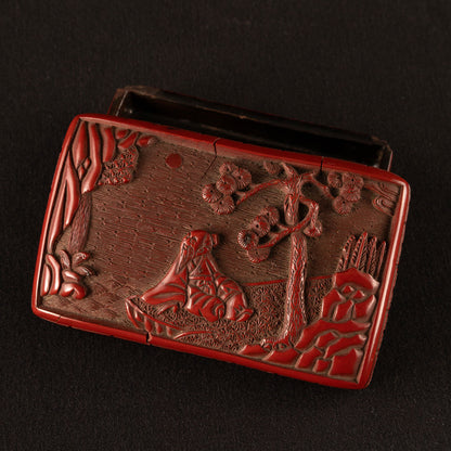 剔紅松下高仕方形天地蓋盒