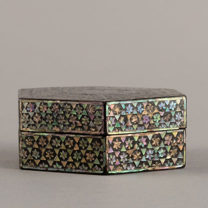 Mother-of-pearl hexagonal incense holder