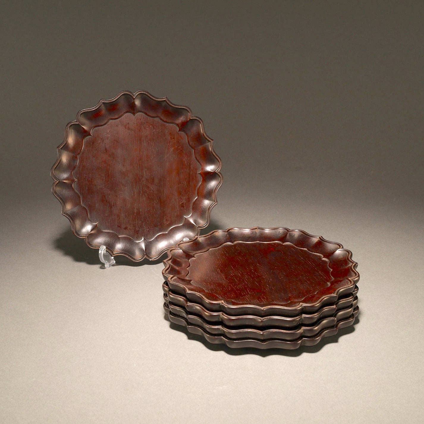 Petal-Shaped Wooden Plates (a set of five) [W0262]