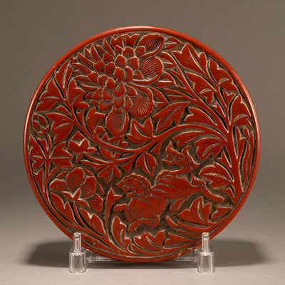 Red lion and flower motif box